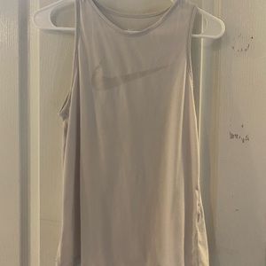 Nike tank top, size xs